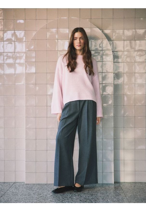 Reserved - Spodnie z wiskozą - jasnoszary. Kolor: szary. Materiał: wiskoza