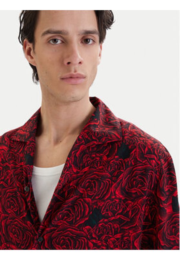Hugo - HUGO Koszula Espino 50560596 Czerwony Relaxed Fit. Kolor: czerwony. Materiał: wiskoza