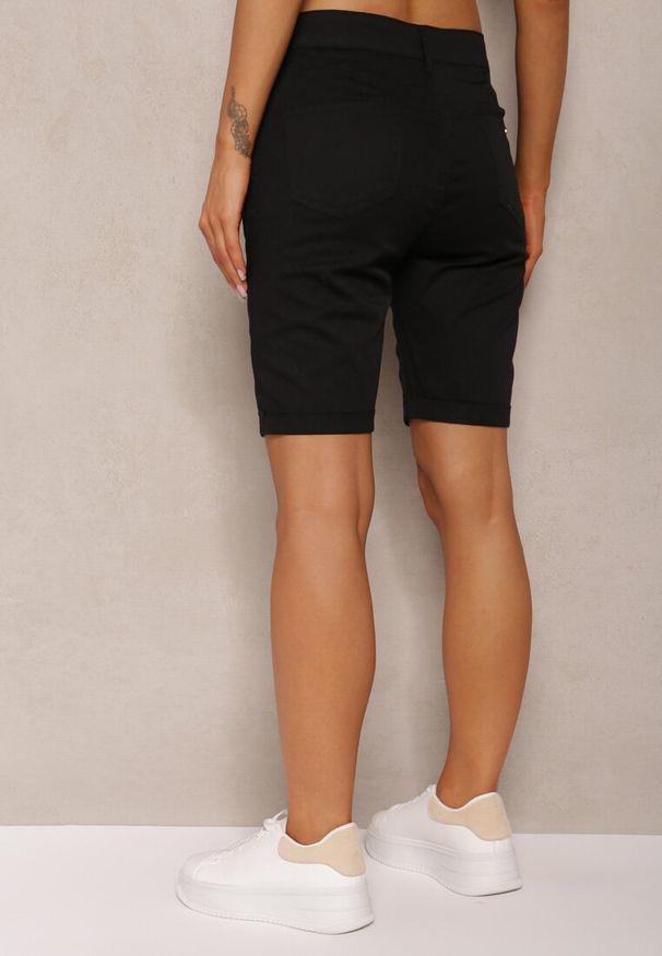 Renee - Czarne Bermudy Szorty High Waist z Bawełny Vimaly. Stan: podwyższony. Kolor: czarny. Materiał: bawełna. Sezon: lato. Styl: elegancki