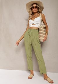 Renee - Zielone Spodnie z Bawełny Typu Paper Bag High Waist z Gumką w Talii Kitanea. Okazja: do pracy, na co dzień. Stan: podwyższony. Kolor: zielony. Materiał: bawełna. Styl: casual #3