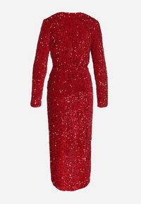 Born2be - Czerwona Dopasowana Cekinowa Sukienka z Kopertowym Dekoltem i Asymetrycznym Wycięciem Rinnalith. Okazja: na imprezę. Kolor: czerwony. Typ sukienki: asymetryczne, kopertowe. Styl: klasyczny, elegancki #3