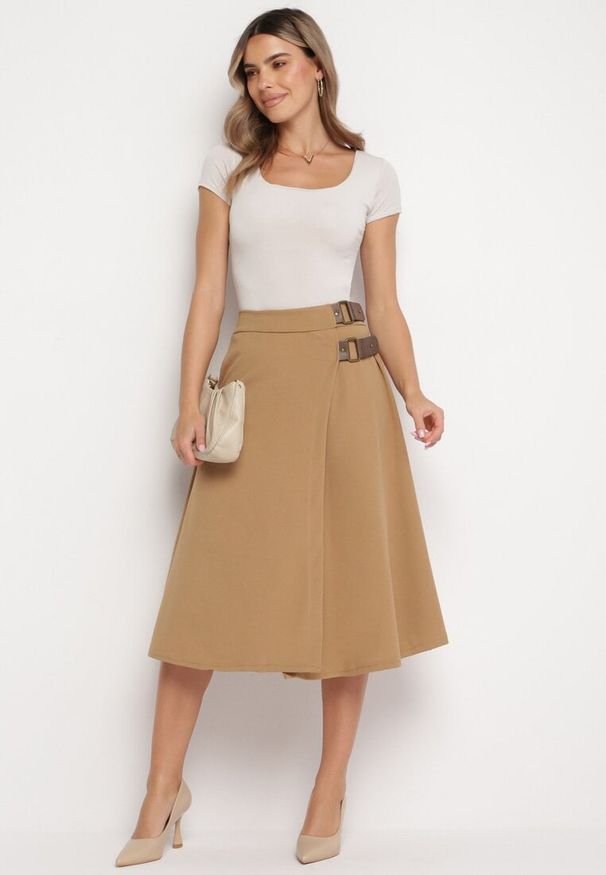 Born2be - Beżowa Kopertowa Spódnica Midi z Gumką w Pasie i Ozdobnymi Paskami Melirine. Okazja: na co dzień. Kolor: beżowy. Wzór: paski. Styl: casual