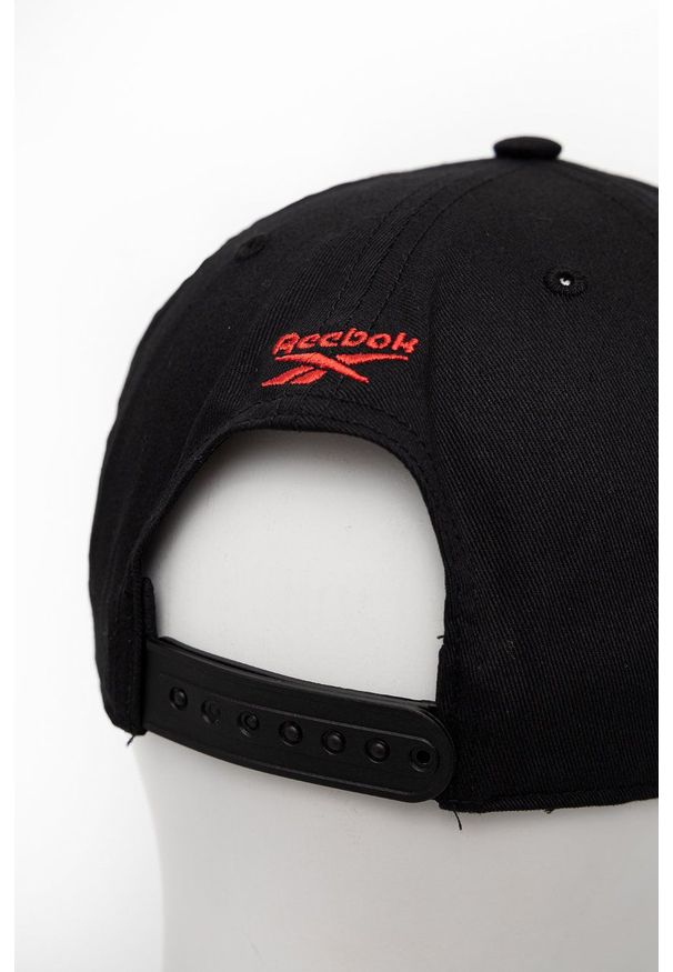 Reebok Classic Czapka kolor czarny z aplikacją. Kolor: czarny. Wzór: aplikacja