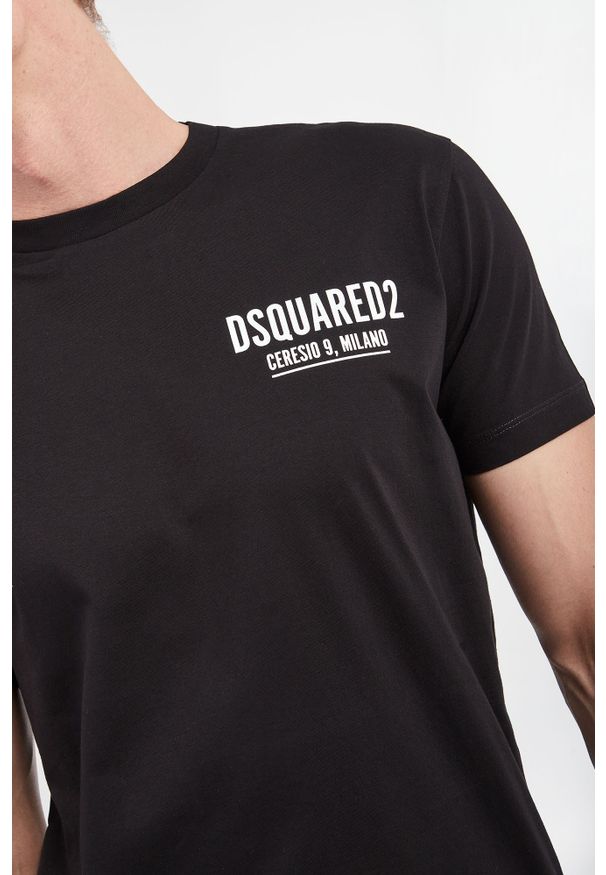 T-shirt męski DSQUARED2. Materiał: bawełna, tkanina. Długość rękawa: krótki rękaw. Długość: krótkie. Wzór: napisy