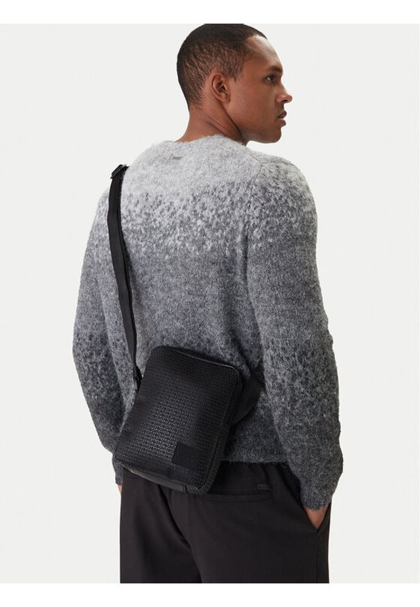 Hugo - HUGO Saszetka Ethon 2.0 50558524 Czarny. Kolor: czarny. Materiał: skóra