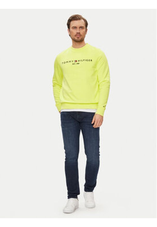 TOMMY HILFIGER - Tommy Hilfiger Bluza Logo MW0MW11596 Żółty Regular Fit. Kolor: żółty. Materiał: bawełna, syntetyk