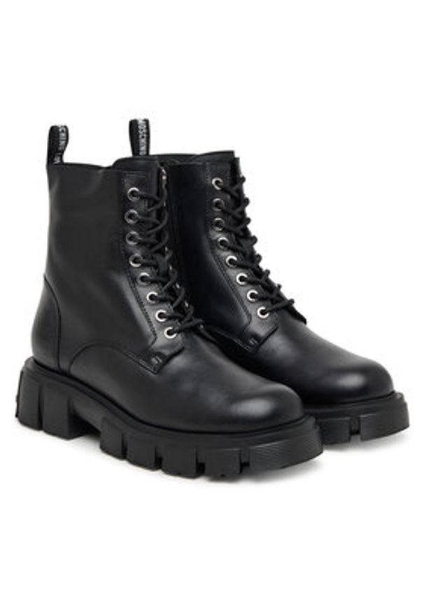 Love Moschino - LOVE MOSCHINO Trzewiki JA24085G0NIA000A Czarny. Kolor: czarny. Materiał: skóra