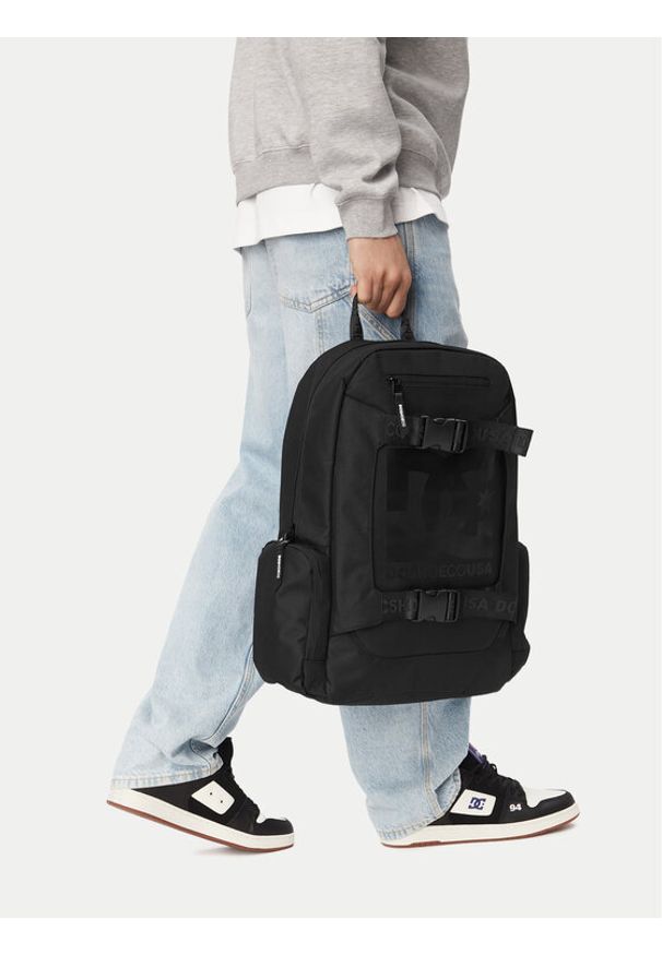 DC Shoes Plecak CWBEO-DCI-WS-002-09 Czarny. Kolor: czarny. Materiał: materiał