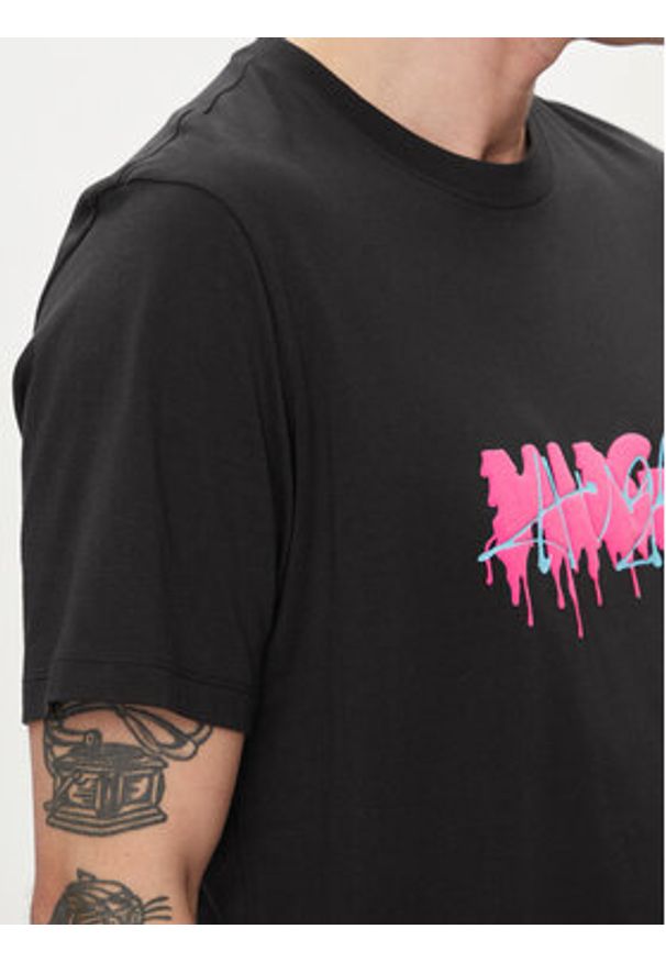 Hugo T-Shirt Decation 50515282 Czarny Regular Fit. Kolor: czarny. Materiał: bawełna
