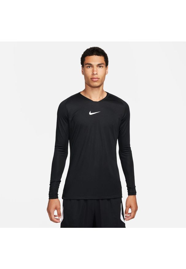 Koszulka treningowa męska Nike Dry Park First Layer. Kolor: czarny, biały, wielokolorowy. Długość rękawa: długi rękaw. Długość: długie. Sport: piłka nożna