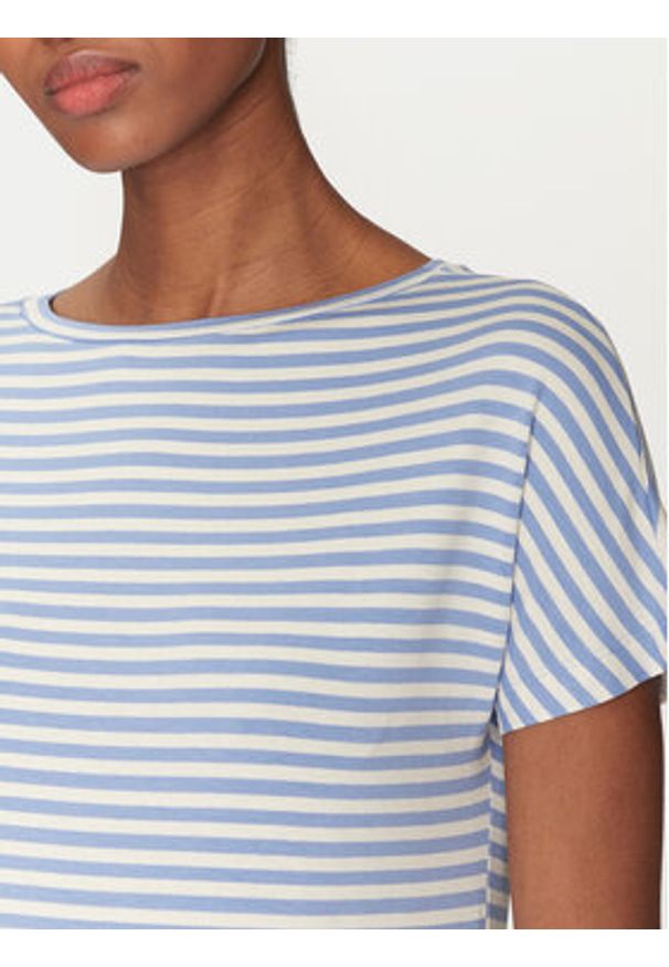 Marella T-Shirt Congo 2515971041 Błękitny Regular Fit. Kolor: niebieski. Materiał: wiskoza