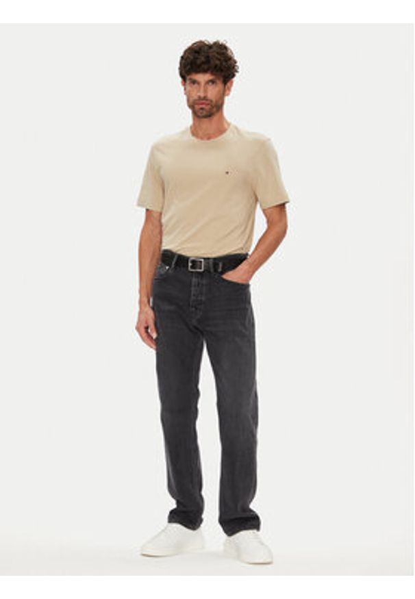 TOMMY HILFIGER - Tommy Hilfiger T-Shirt Ess Seasonal MW0MW39995 Beżowy Regular Fit. Kolor: beżowy. Materiał: bawełna