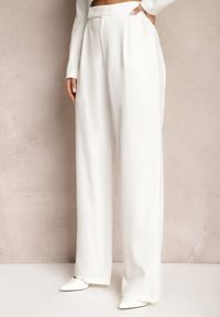Renee - Białe Szerokie Spodnie z Zapięciem na Haczyk Brutris. Kolor: biały. Styl: elegancki #4