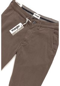 Wrangler - WRANGLER SPODNIE MĘSKIE CHINO TEAK W16LRN455. Materiał: materiał #8