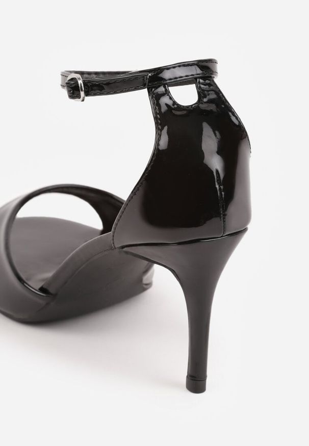 Renee - Czarne Eleganckie Sandały na Szpilce z Paskiem z Klamerką Berose. Zapięcie: pasek. Kolor: czarny. Obcas: na szpilce. Styl: elegancki. Wysokość obcasa: średni