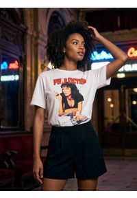 Sinsay - Bawełniana koszulka z nadrukiem Pulp Fiction - biały. Kolor: biały. Materiał: bawełna. Wzór: nadruk #1