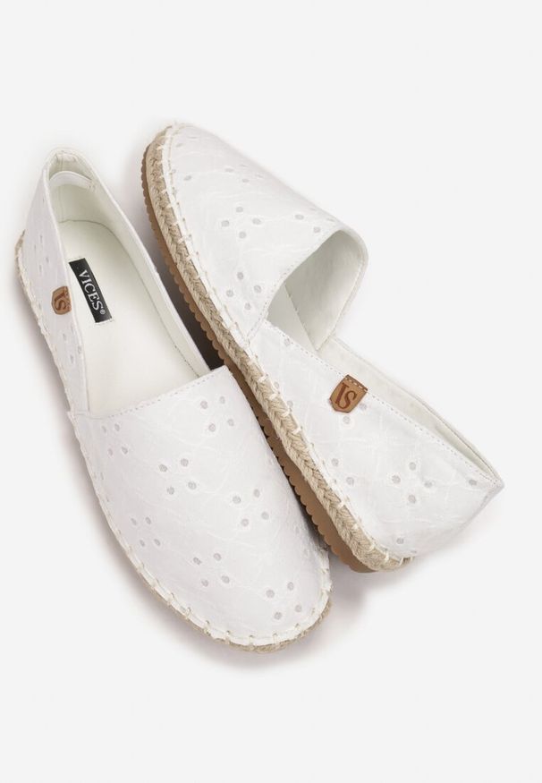 Renee - Białe Espadryle Lamicine. Zapięcie: bez zapięcia. Kolor: biały. Materiał: jeans, materiał. Szerokość cholewki: normalna. Wzór: ażurowy