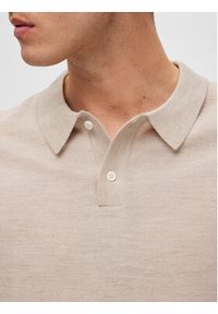 Selected Homme Polo 16088649 Beżowy. Typ kołnierza: polo. Kolor: beżowy. Materiał: syntetyk #4