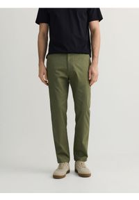 Reserved - Spodnie chino slim fit - oliwkowy. Kolor: oliwkowy. Materiał: bawełna, tkanina