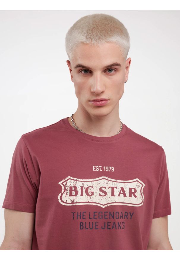Big-Star - Koszulka męska z nadrukiem ciemnoróżowa Millaner 602. Kolor: różowy. Materiał: bawełna. Wzór: nadruk. Sezon: lato. Styl: elegancki, klasyczny