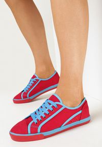 Born2be - Czerwono-Niebieskie Trampki Loruenn. Nosek buta: okrągły. Kolor: czerwony. Materiał: materiał. Szerokość cholewki: normalna. Styl: klasyczny