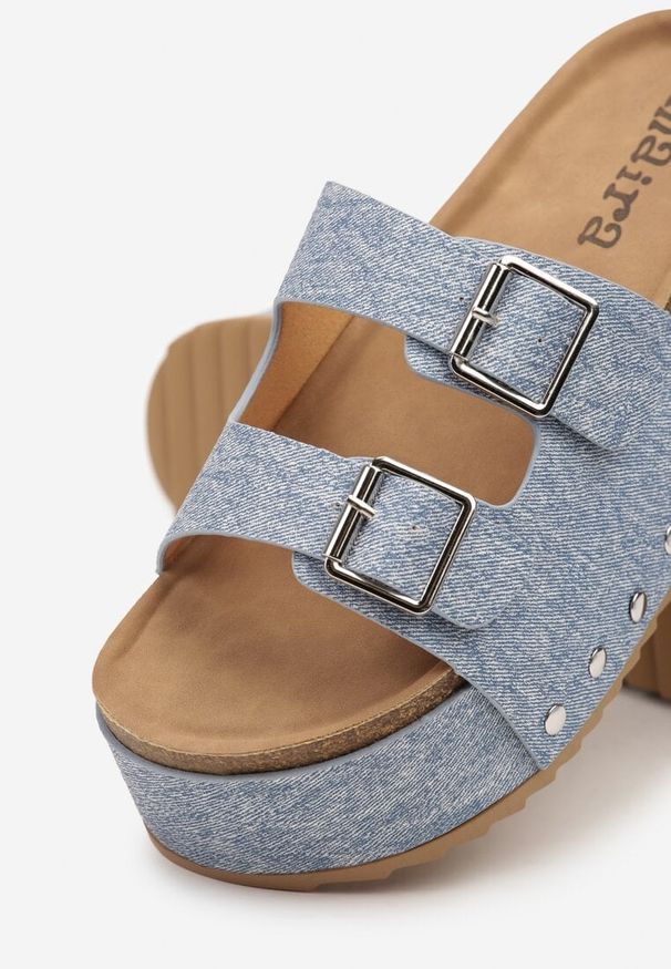 Born2be - Niebieskie Klapki na Grubej Podeszwie z Dwoma Klamrami Filenora. Okazja: na imprezę, na co dzień. Kolor: niebieski. Sezon: lato. Styl: casual