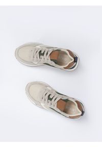 Big-Star - Sneakersy męskie z zamszowymi wstawkami beżowe NN174349 801. Kolor: beżowy. Materiał: zamsz