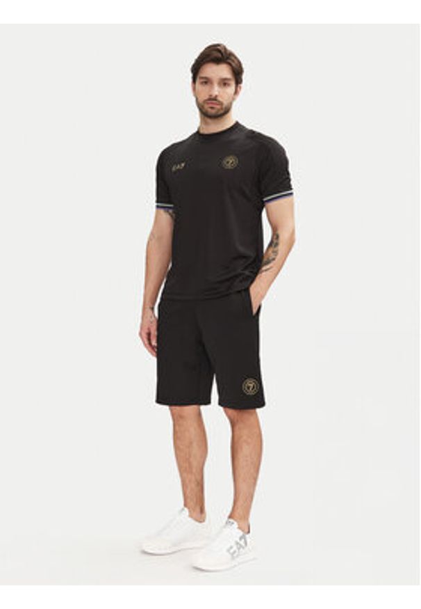 EA7 Emporio Armani Szorty sportowe 7M000260 AF13526 UC001 Czarny Regular Fit. Kolor: czarny. Materiał: syntetyk. Styl: sportowy