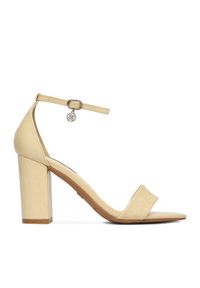 Nine West Sandały S4SH1823-01 Beżowy. Kolor: beżowy. Materiał: materiał #1