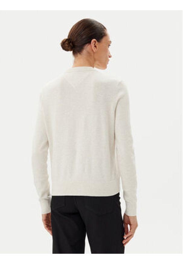 Tommy Jeans Sweter Essential DW0DW20159 Beżowy Regular Fit. Kolor: beżowy. Materiał: bawełna