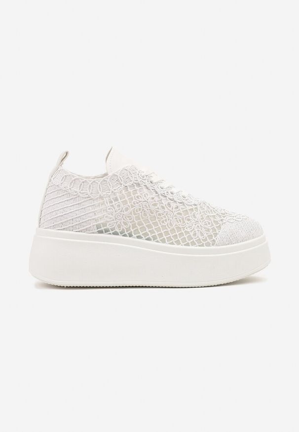 Born2be - Białe Sneakersy Vices z Grubą Podeszwą i Ażurową Cholewką Ardisov. Okazja: na co dzień. Kolor: biały. Materiał: jeans. Szerokość cholewki: normalna. Wzór: ażurowy