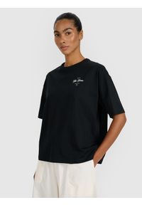 4f - 4F T-shirt oversize z nadrukiem damski - czarny XL. Okazja: na co dzień. Kolor: czarny. Materiał: materiał, bawełna, jersey, dzianina. Długość rękawa: krótki rękaw. Długość: krótkie. Wzór: nadruk. Styl: sportowy, klasyczny, casual