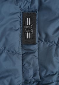 Born2be - Niebieska Pikowana Kamizelka z Kapturem i Sznurkami Imvila. Okazja: na co dzień. Typ kołnierza: kaptur. Kolor: niebieski. Materiał: jeans. Wzór: aplikacja. Styl: casual, elegancki, klasyczny #5