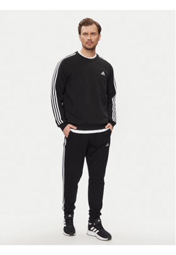 Adidas - adidas Bluza IB4027 Czarny Regular Fit. Kolor: czarny. Materiał: bawełna