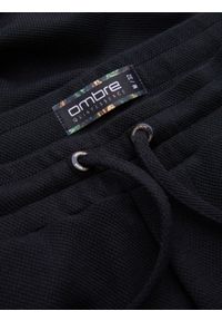 Ombre Clothing - Dzianinowe szorty męskie z podwiniętymi nogawkami - czarne V2. Okazja: na co dzień. Kolor: czarny. Materiał: dzianina. Wzór: jednolity. Styl: klasyczny, casual #9