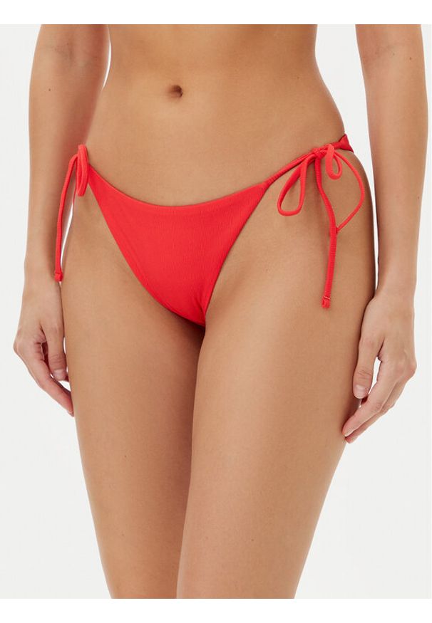 Maaji Dół od bikini Sunning PT3639SCC009 Czerwony. Kolor: czerwony. Materiał: syntetyk