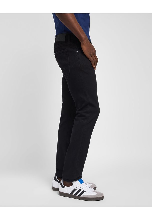 Lee - MĘSKIE SPODNIE LEE LUKE BLACK RINSE 112119254