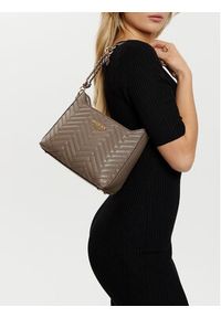 Guess Torebka HWQG95 08180 Brązowy. Kolor: brązowy. Materiał: skórzane