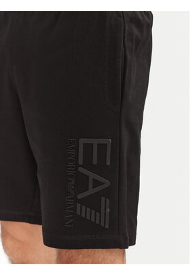 EA7 Emporio Armani Szorty sportowe 7M000232 AF13512 UC001 Czarny. Kolor: czarny. Materiał: bawełna. Styl: sportowy
