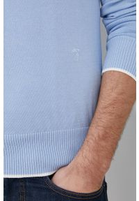 Trussardi Jeans - Trussardi sweter z domieszką jedwabiu męski lekki. Okazja: na co dzień. Kolor: niebieski. Materiał: jedwab. Styl: casual