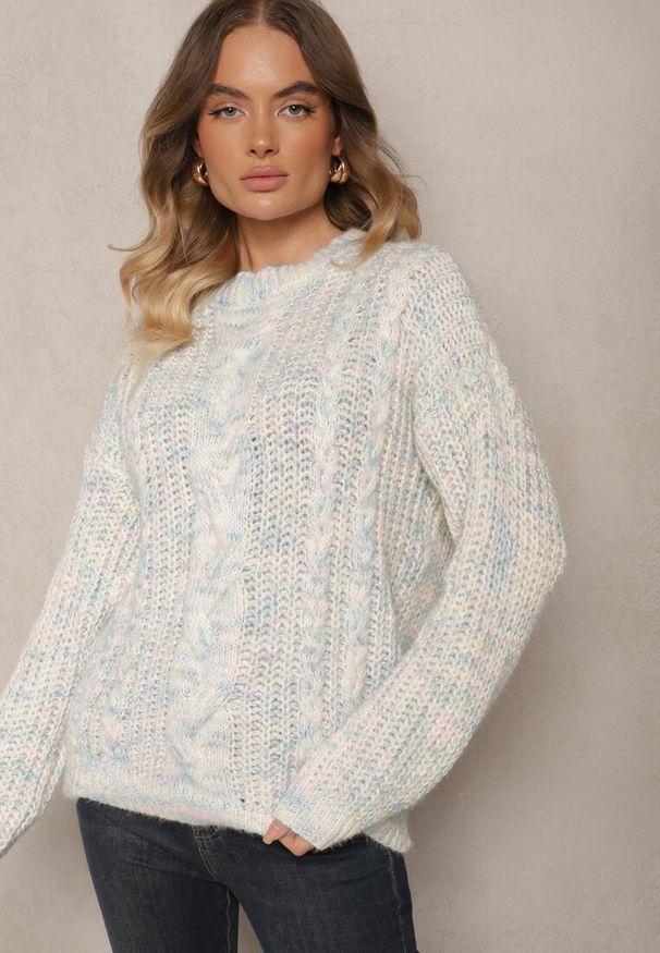 Renee - Jasnobeżowy Sweter z Wełną Ozdobiony Tłoczeniem Ecrisevia. Okazja: na co dzień. Kolor: beżowy. Materiał: wełna. Wzór: aplikacja. Styl: elegancki, casual