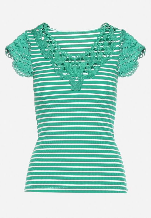 Born2be - Zielony T-shirt z Bawełny z Koronką przy Dekolcie i Rękawach Alilama. Okazja: na randkę. Typ kołnierza: dekolt w kształcie V. Kolor: zielony. Materiał: koronka, bawełna. Długość rękawa: krótki rękaw. Długość: krótkie. Wzór: koronka. Styl: klasyczny