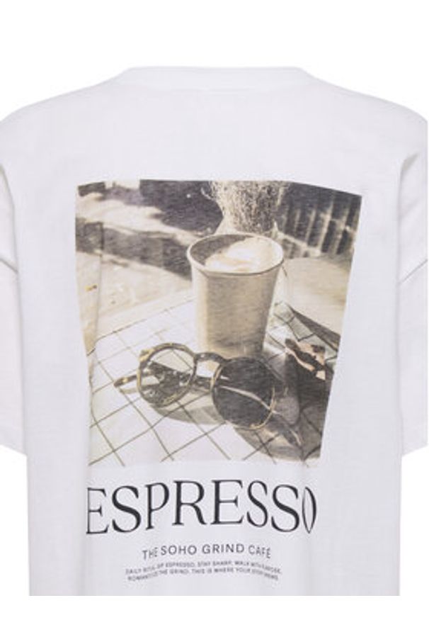 only - ONLY T-Shirt Vivvi 15346761 Biały Regular Fit. Kolor: biały. Materiał: bawełna