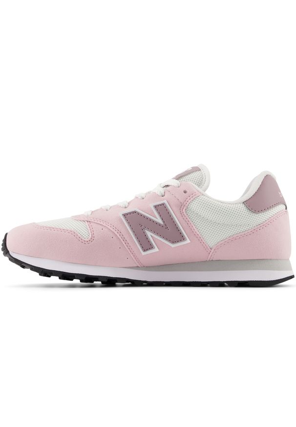 Buty damskie New Balance GW500ADC - różowe. Okazja: na co dzień. Kolor: różowy. Materiał: guma, materiał, syntetyk. Szerokość cholewki: normalna