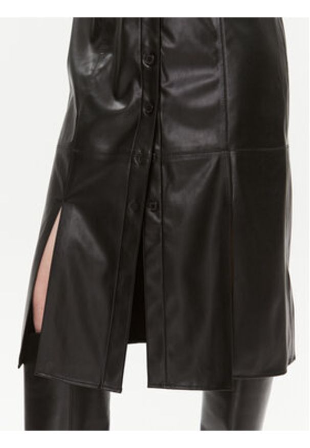DKNY Sukienka z imitacji skóry DD3D4101 Czarny Regular Fit. Kolor: czarny. Materiał: syntetyk