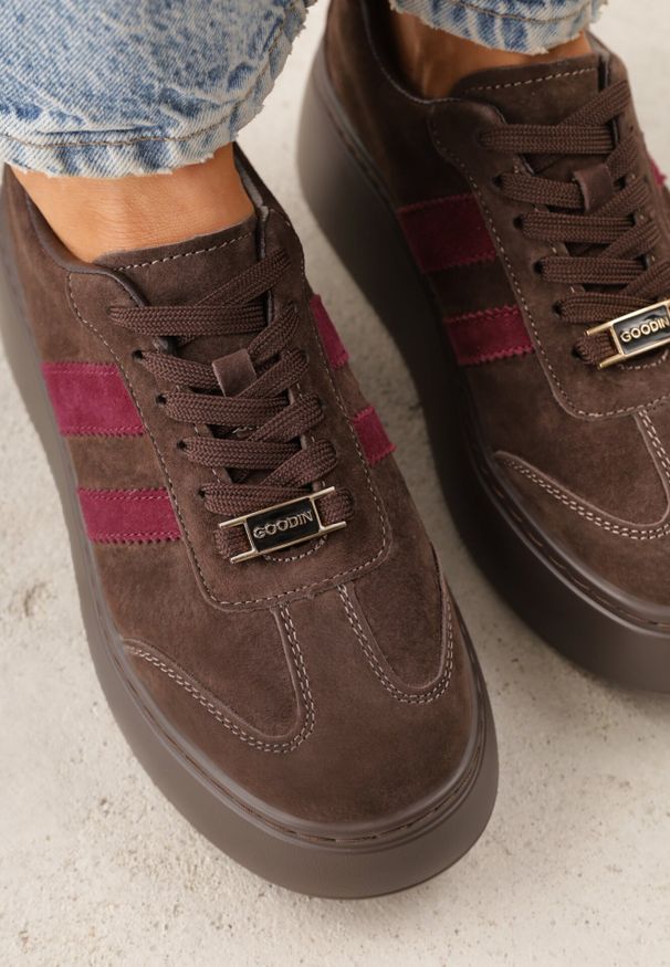 Born2be - Brązowe Zamszowe Sneakersy na Grubej Podeszwie z Paskami Arathyra. Okazja: na co dzień. Zapięcie: pasek. Kolor: brązowy. Materiał: zamsz. Wzór: paski