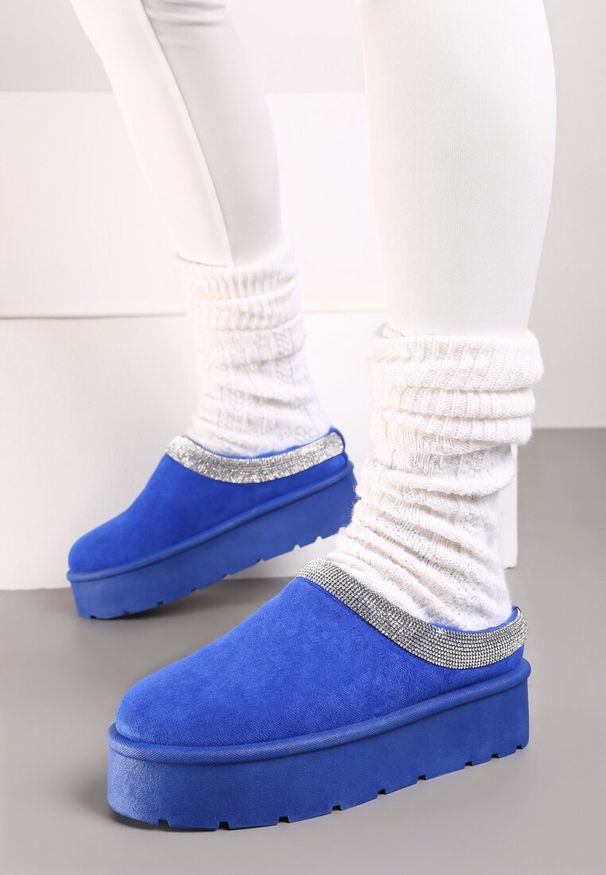 Born2be - Niebieskie Śniegowce na Grubej Podeszwie z Ozdobnymi Cyrkoniami Irithalla. Okazja: na co dzień. Kolor: niebieski. Materiał: wełna. Sezon: zima. Styl: elegancki, casual