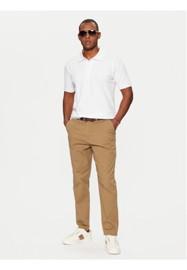 Guess Polo M4BP29 KCJV1 Biały Regular Fit. Typ kołnierza: polo. Kolor: biały. Materiał: bawełna