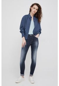 United Colors of Benetton jeansy Liv damskie medium waist. Kolor: niebieski