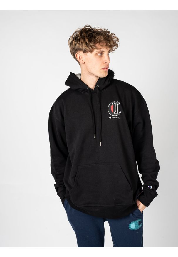 Champion Bluza | HBGF89H586NKA | Mężczyzna | Czarny. Okazja: na co dzień. Typ kołnierza: kaptur. Kolor: czarny. Materiał: poliester, bawełna. Wzór: aplikacja, nadruk. Styl: casual